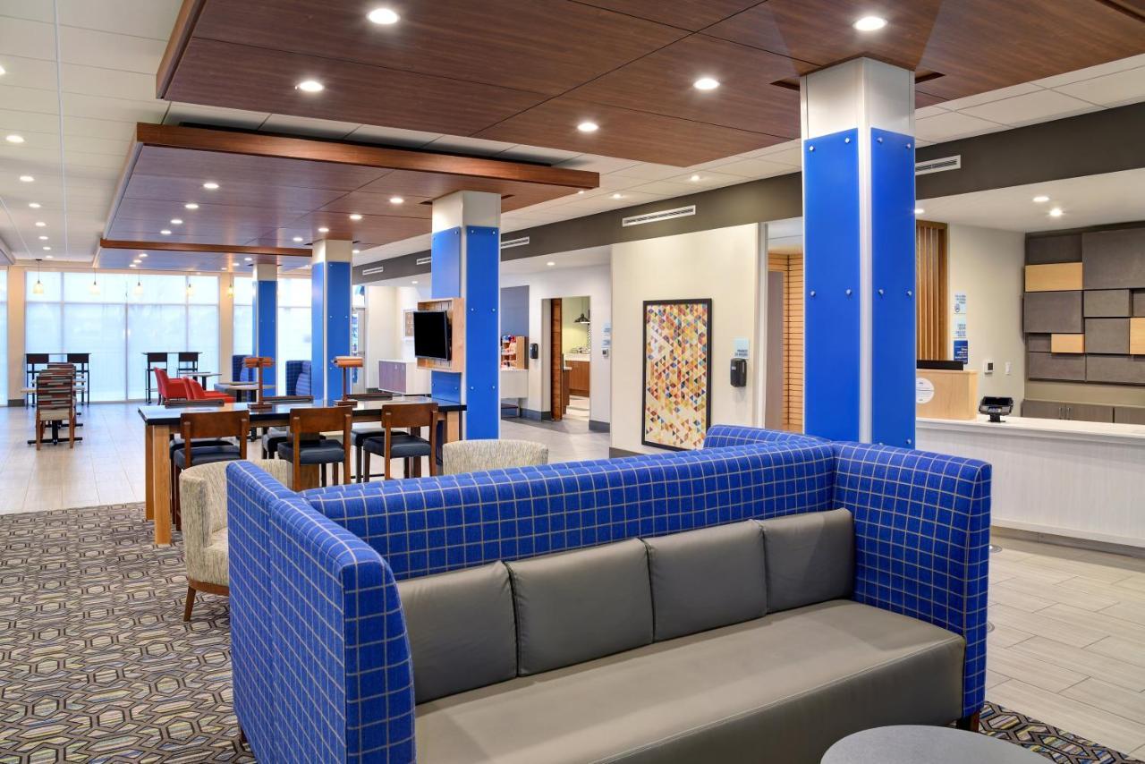 Holiday Inn Express & Suites - Ottawa By Ihg Exterior foto